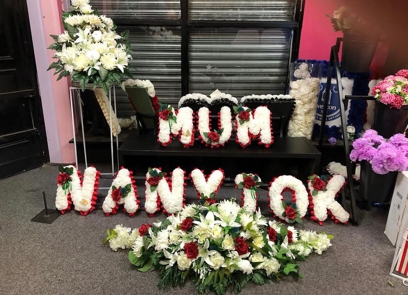 Floral tribute display